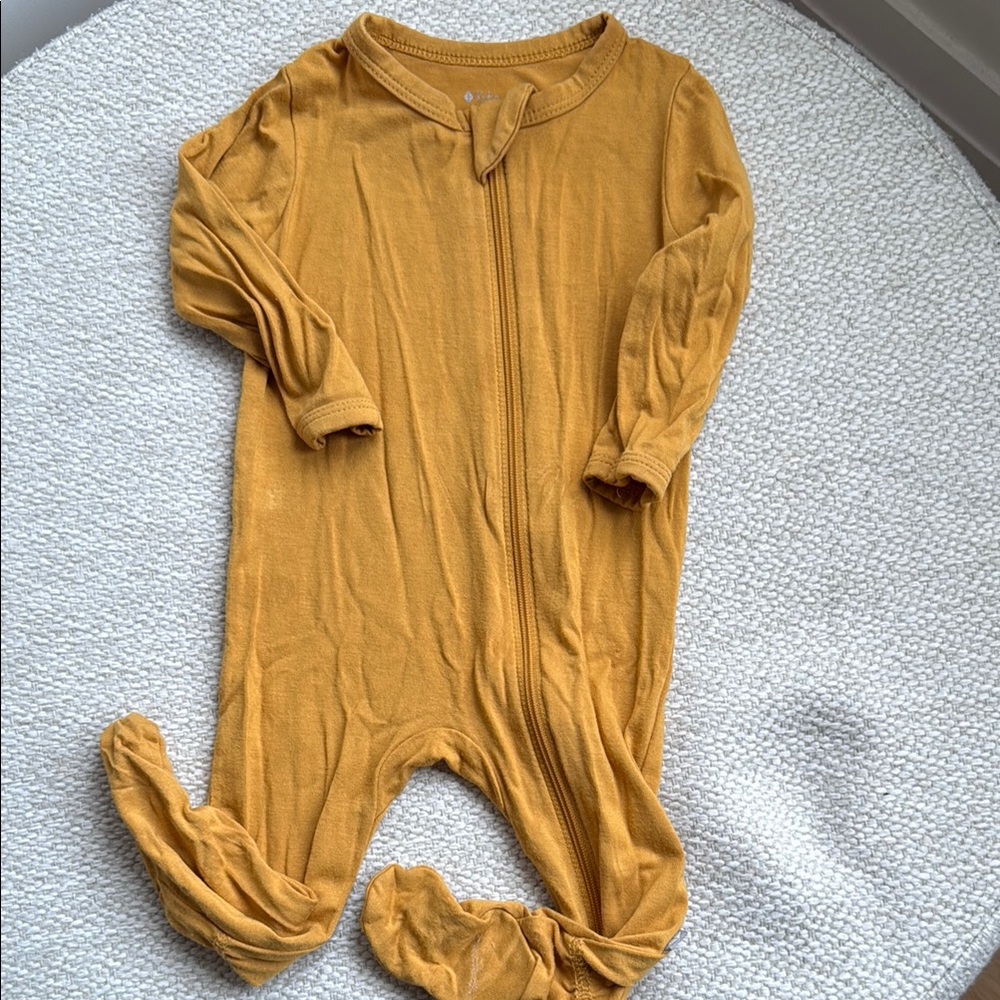 Kyte Mustard Sleeper size 3-6
